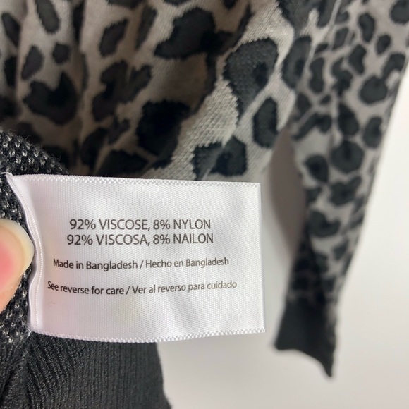 Isaac mizrahi animal print sweater - Picture 7 of 9
